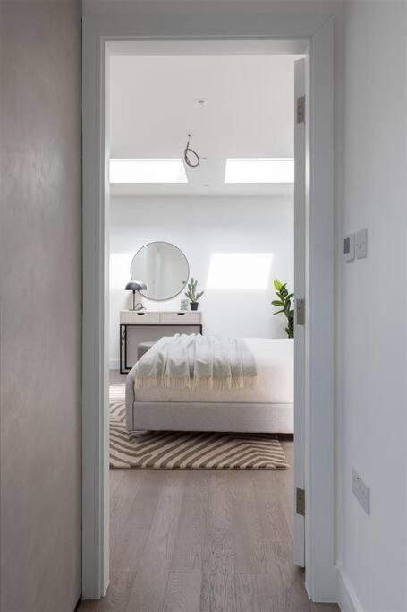 Cozy Leyton House With Garden And Small Terrace London Kültér fotó
